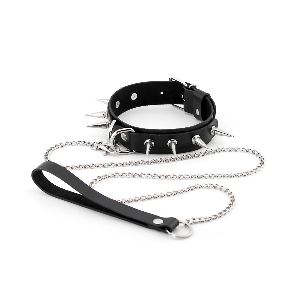Ошейник с длинными шипами, черный