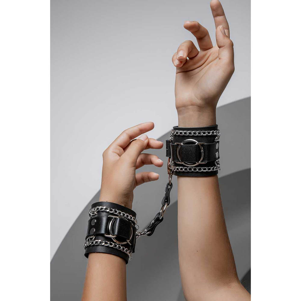 Наручники c цепочками