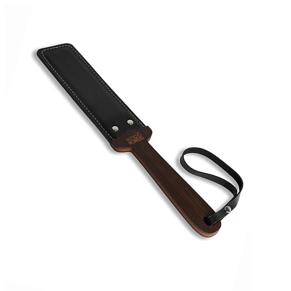 Шлепалка из дерева цвета венге, черная