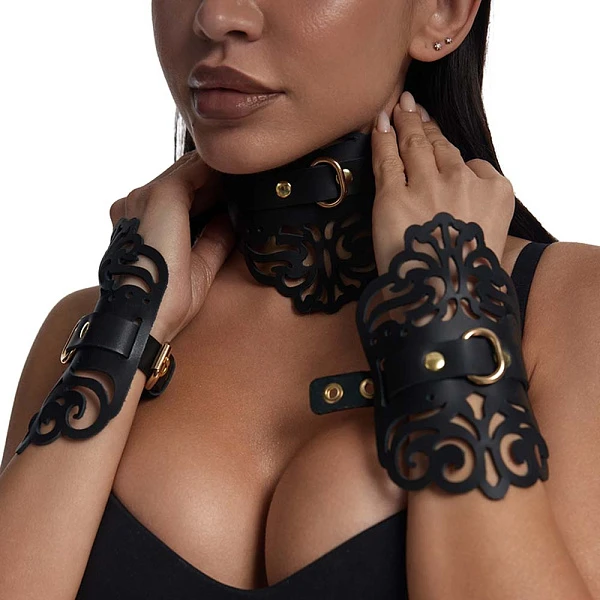 Наручники фигурные с узорами и золотой фурнитурой