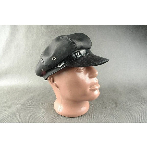 Кожаная кепка «Beastly»