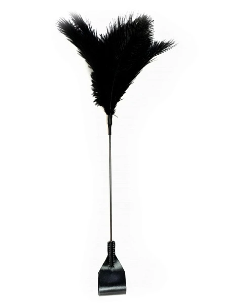 Щекоталка-стек с черными перьями страуса