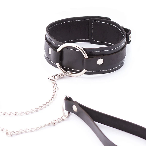 Ошейник с белой строчкой и поводком «Crazy HandMade»