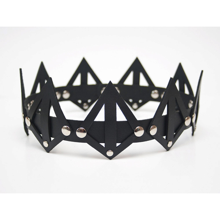 crown1-1200x800